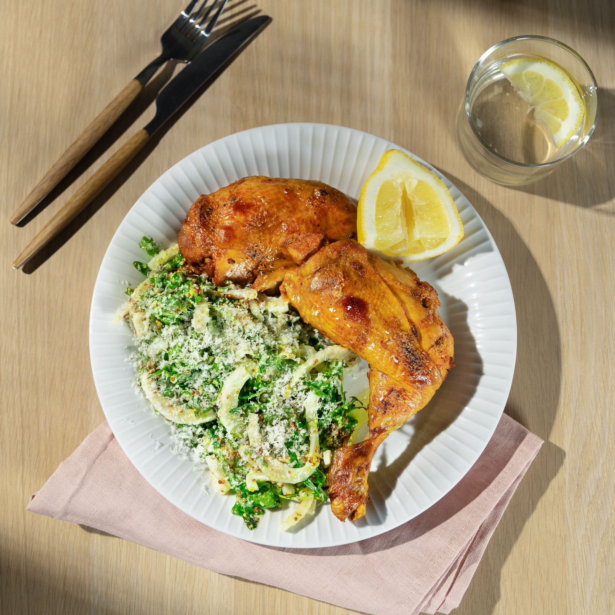 kylling med fennikelsalat